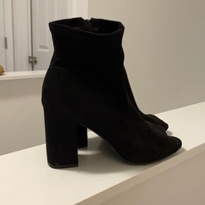 Mia open toe suede black heeled boots